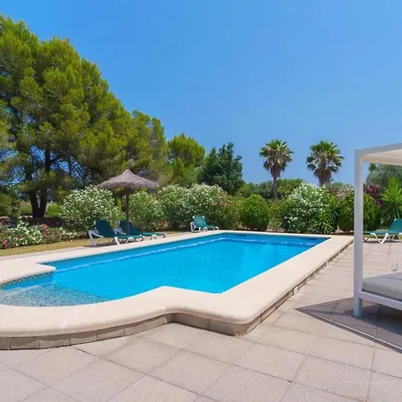 Holiday home Grosses, Komfortables Aus Stein Auf Drei Ebenen Gebaut Pollenca
