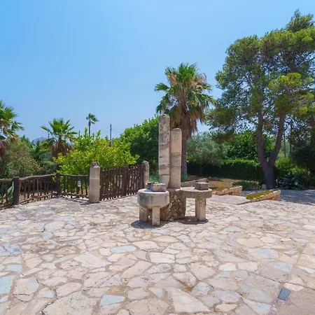 Tatil Evi Grosses, Komfortables Aus Stein Auf Drei Ebenen Gebaut Pollença